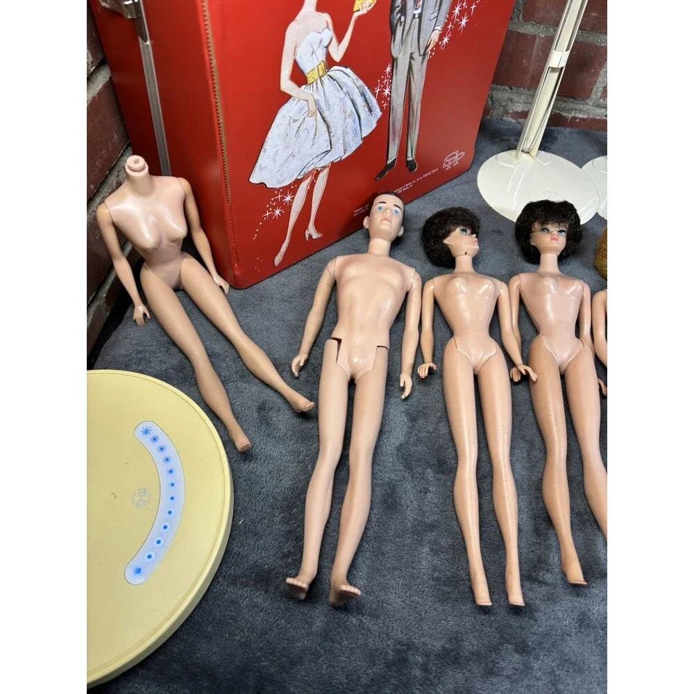 Vintage 60s Barbie Doll Accessory And Clothing Lot With 5 Dolls And Case